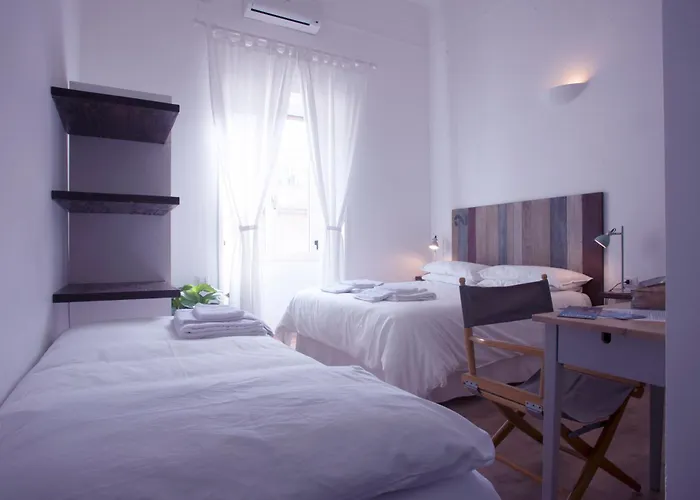 Neapolitan Rooms